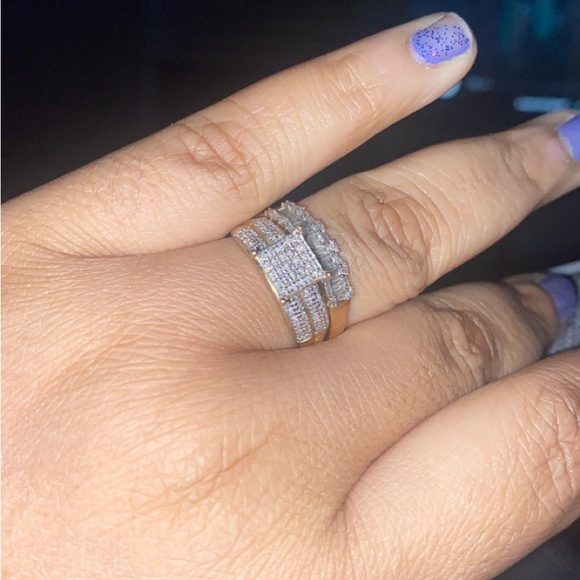 Engagement Ring Set - Picture 3 of 3